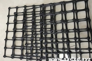 礦用塑料土工格柵是什么，其特點(diǎn)及應(yīng)用領(lǐng)域